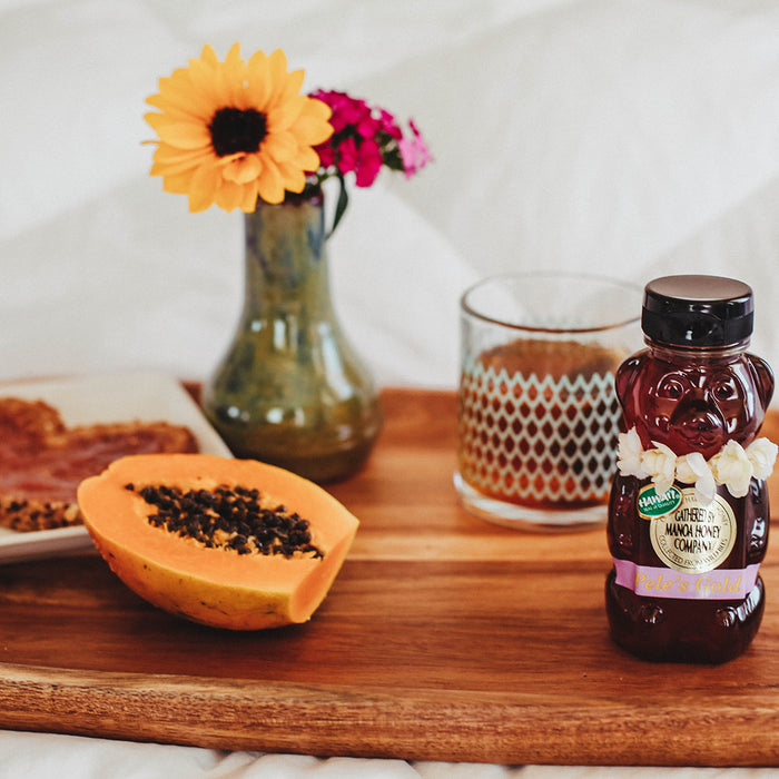 Mano honey co pele's gold with tea and breakfast
